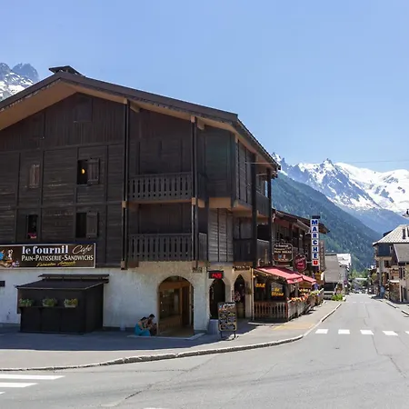 Grand Roc - Campanules 506 - Happy Chamonix